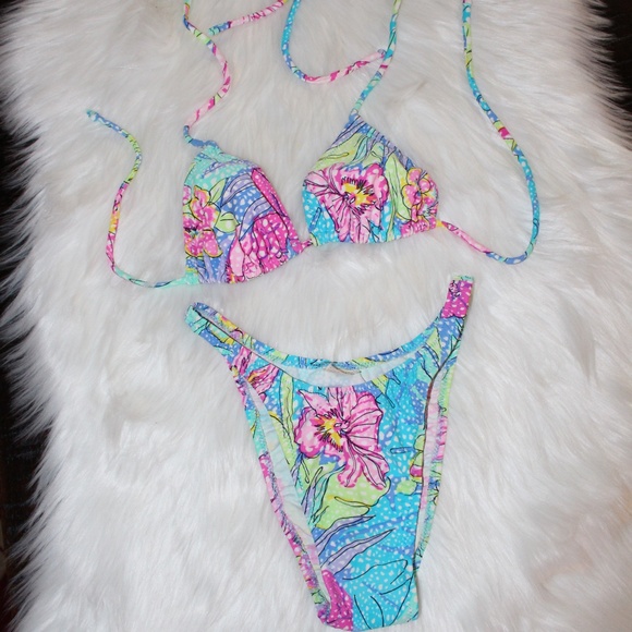 Porta Do Sol, Floral Triangle Brazilian Bottom Swim suit set - Picture 1 of 4